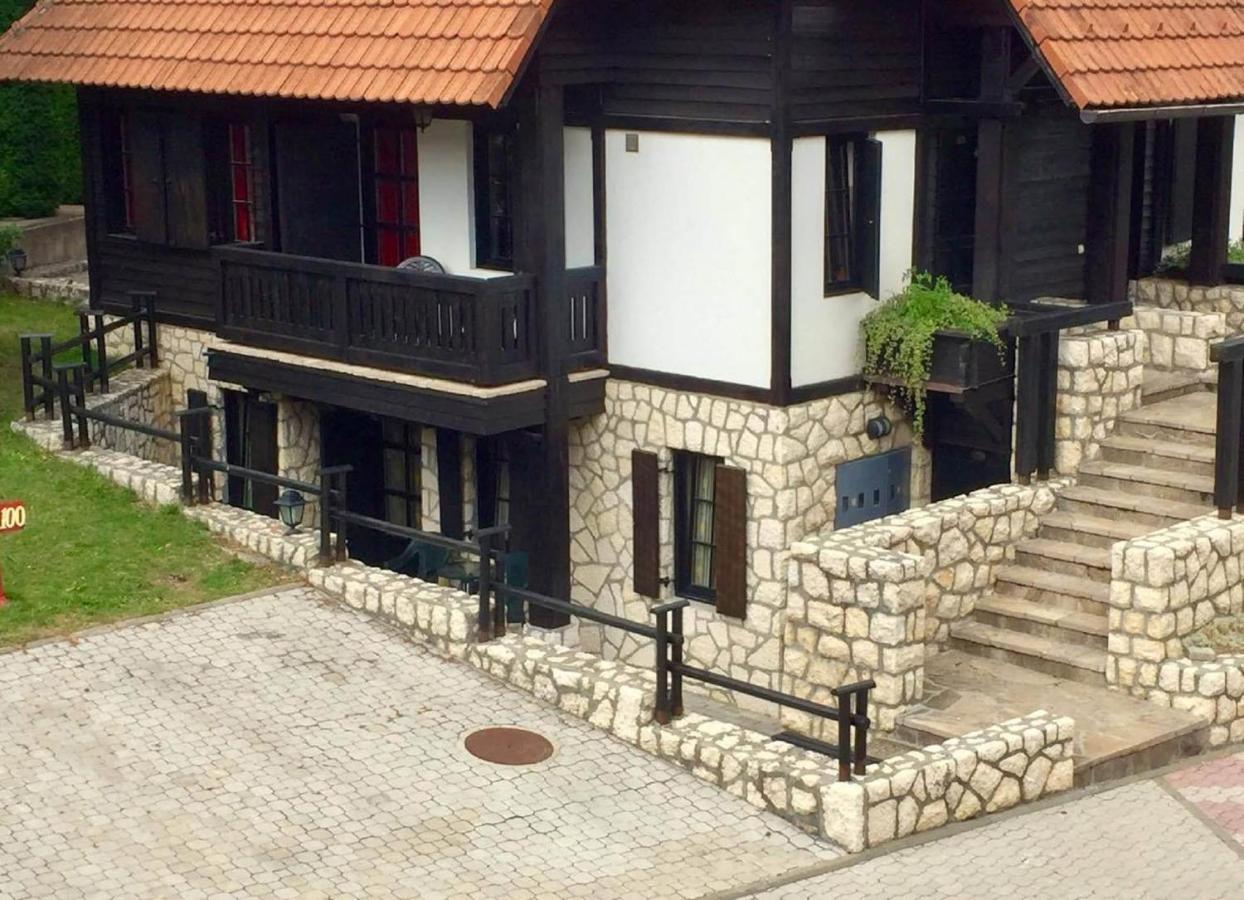 Апартаменти Kraljevi Konaci - Najam Kuca Na Zlatiboru Екстер'єр фото